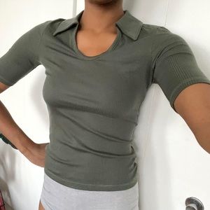 NWOT Everlane “kambaba” Dark Green size small v neck collar shirt